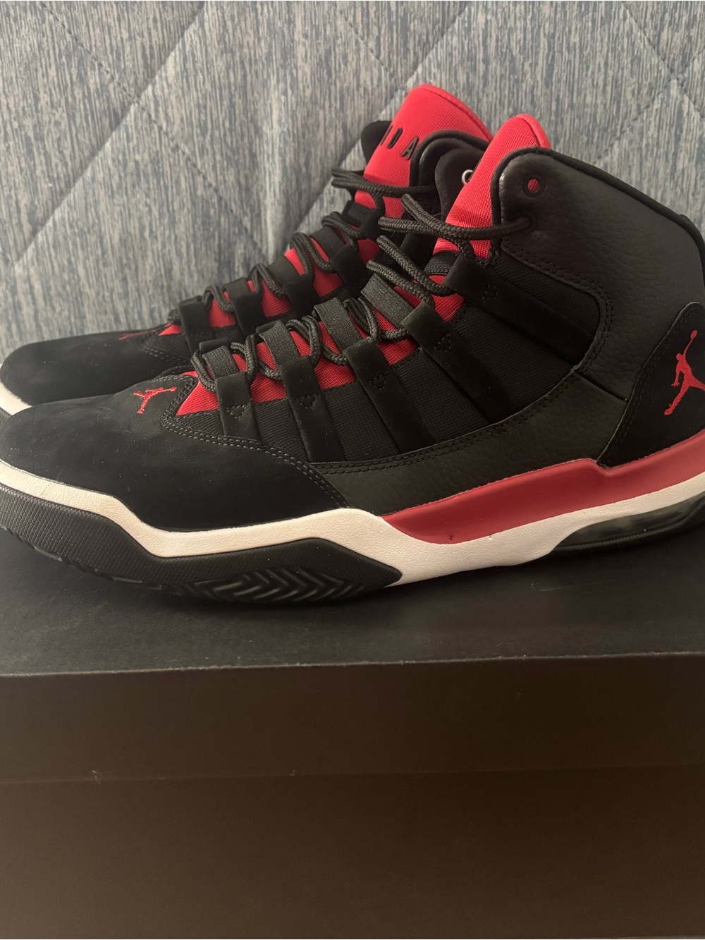 Jordan Max Aura Basketball Shoes